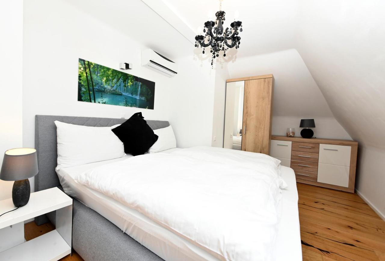 וולדן אם וורתרסי Enjoyit Rooms מראה חיצוני תמונה