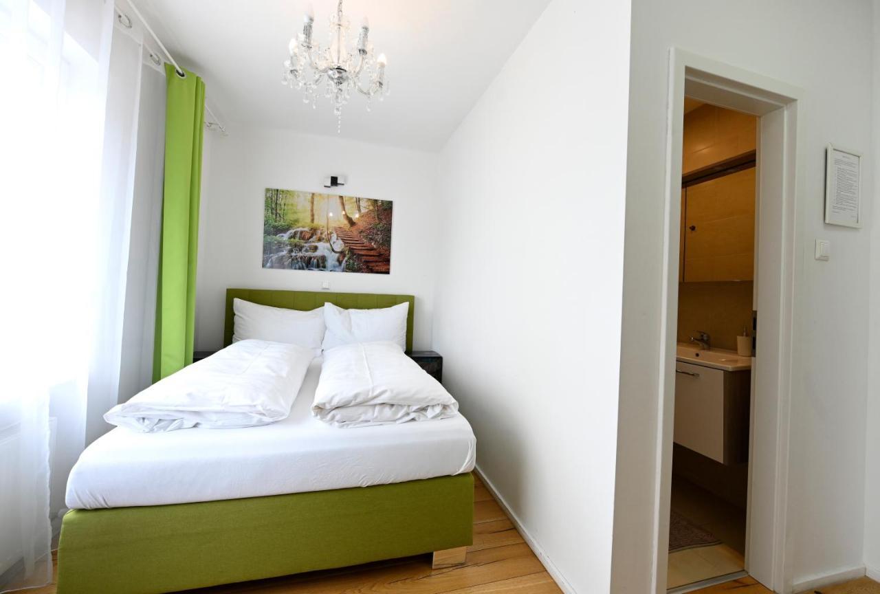 וולדן אם וורתרסי Enjoyit Rooms מראה חיצוני תמונה