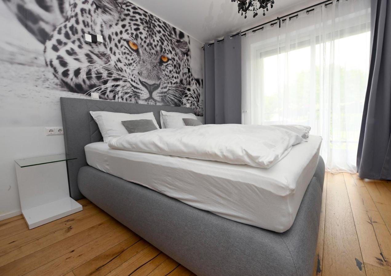 וולדן אם וורתרסי Enjoyit Rooms מראה חיצוני תמונה