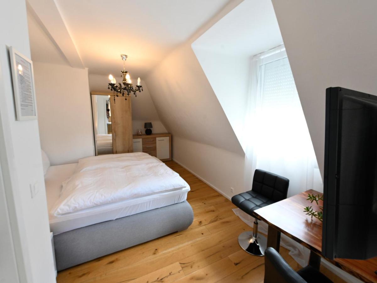 וולדן אם וורתרסי Enjoyit Rooms מראה חיצוני תמונה