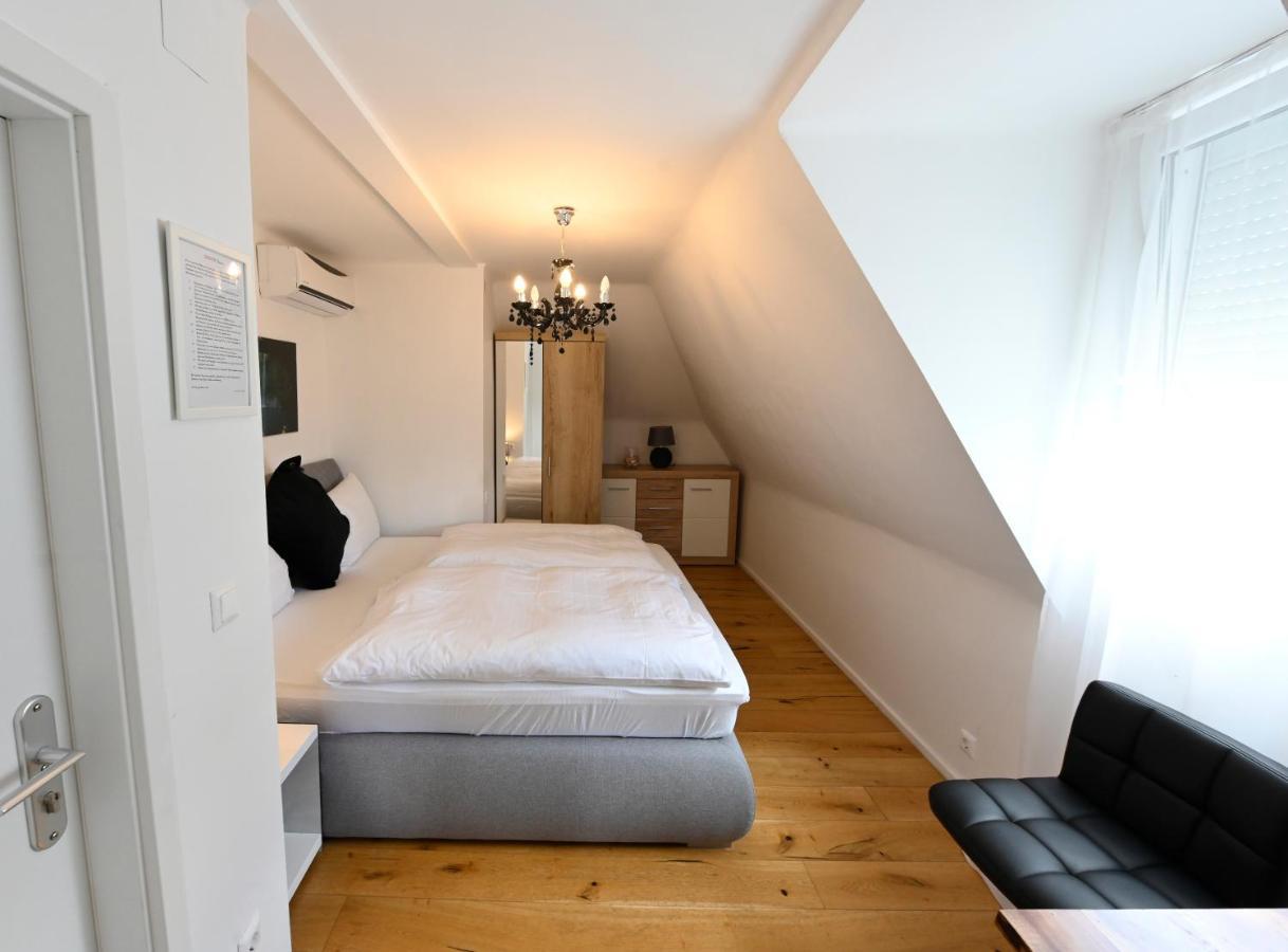 וולדן אם וורתרסי Enjoyit Rooms מראה חיצוני תמונה
