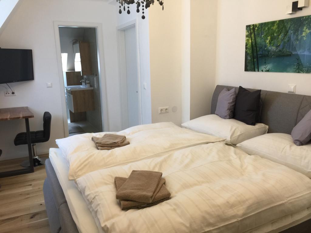 וולדן אם וורתרסי Enjoyit Rooms מראה חיצוני תמונה