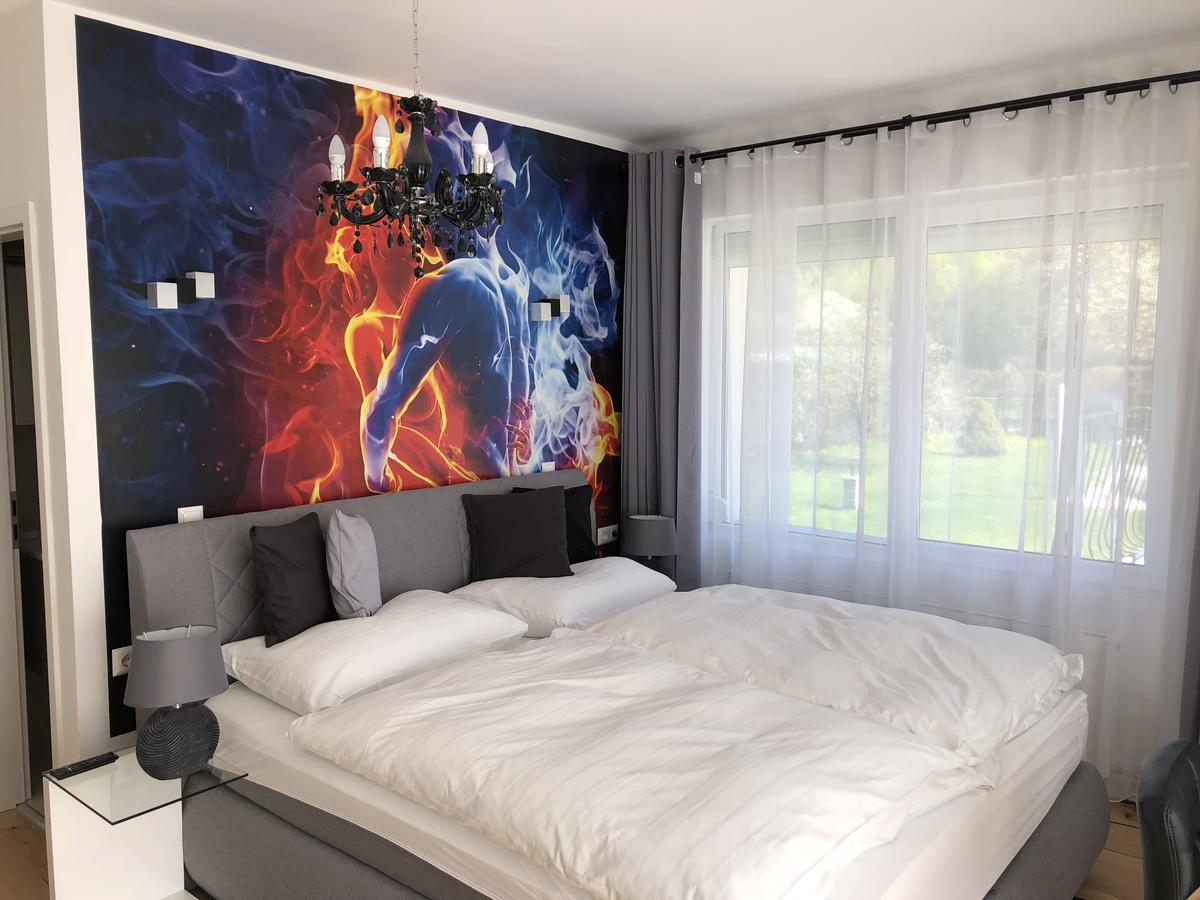 וולדן אם וורתרסי Enjoyit Rooms מראה חיצוני תמונה